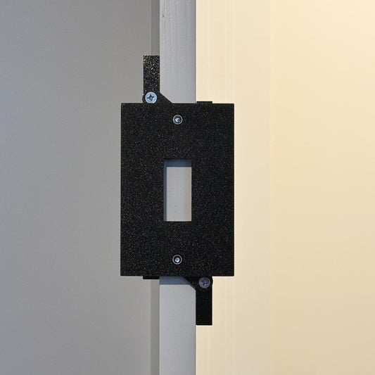 Self-Centring Door Latch Router Jig