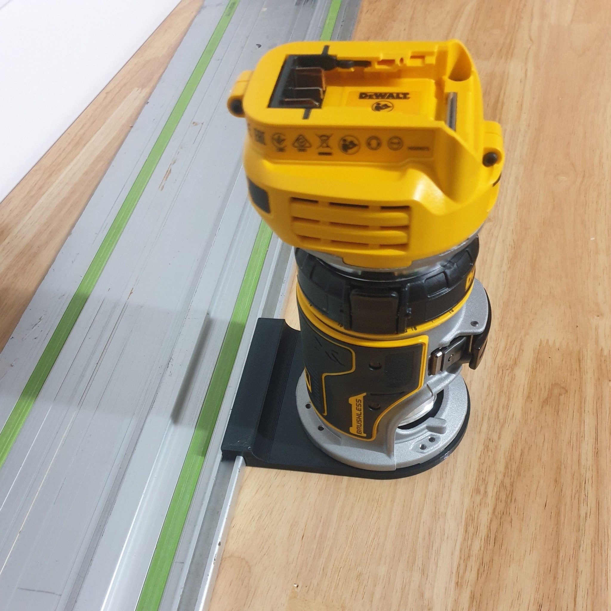 Dewalt Router Base to Festool Track – ShawCanCarpentry